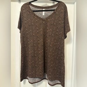 LuLaRoe Christy 2XL V-neck T